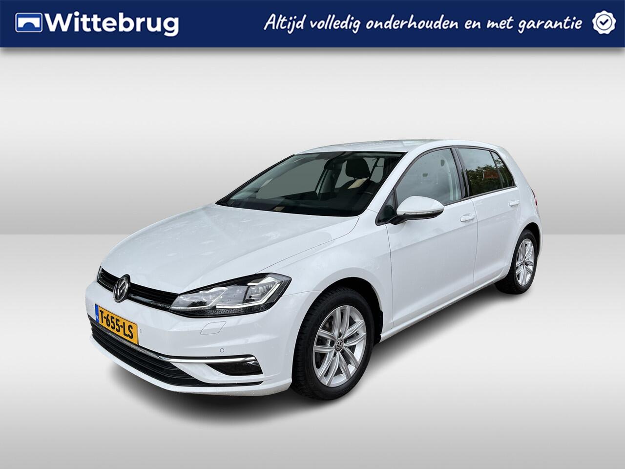Volkswagen GOLF 1.0 TSI Highline / Led verlichting / Stoelverwarming / PDC / Alcantara / Navi / Adaptive cruise