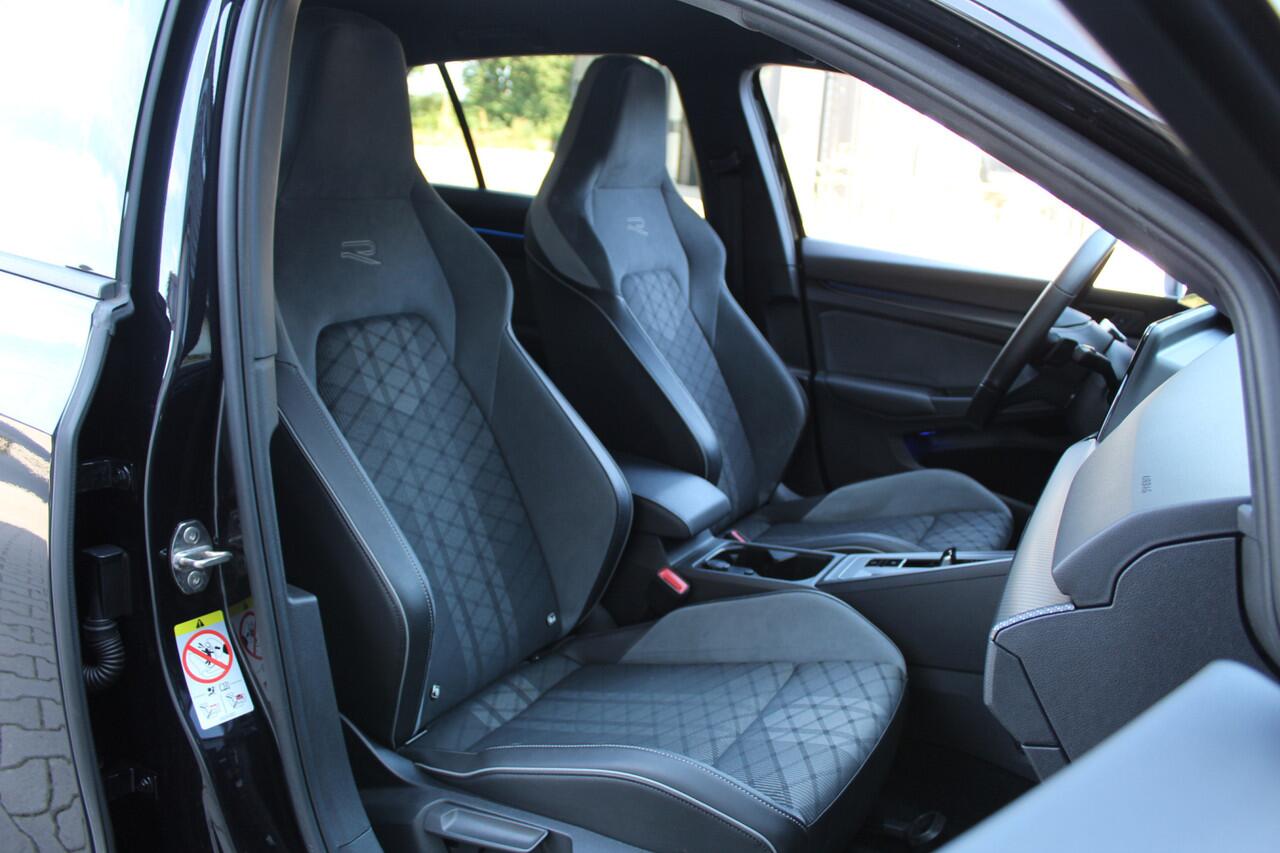 Volkswagen GOLF 1.5 eTSI 150Pk R-Line Business | Automaat | Stoel/Stuurverwarming | Rijklaar | 100% onderhouden