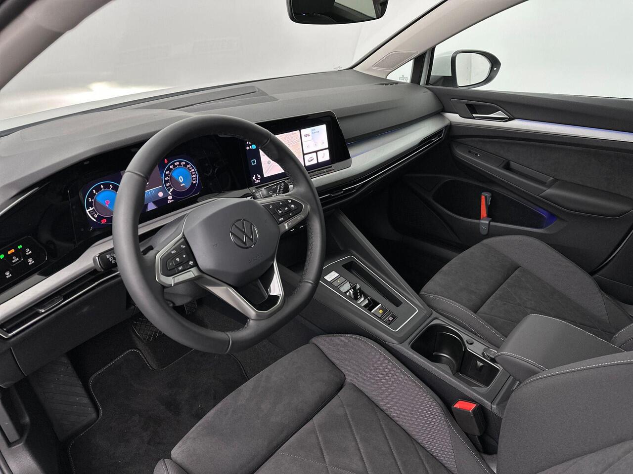 Volkswagen GOLF Variant 1.5 eTSI Life Business DSG7 130pk