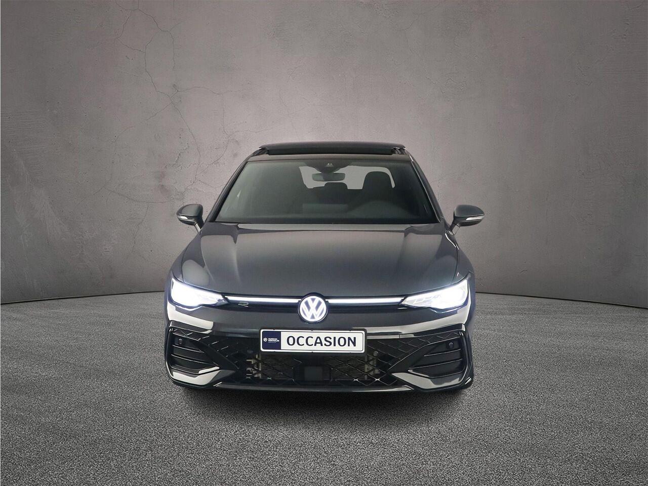 Volkswagen GOLF 1.5 eTSI R-Line Edition 150pk DSG Automaat, Panoramadak, LED matrix koplampen, Harman Kardon sound, Stoelverwarming, Adaptive cruise control, Navigatie, App connect, Stoelverwarming, Side assist