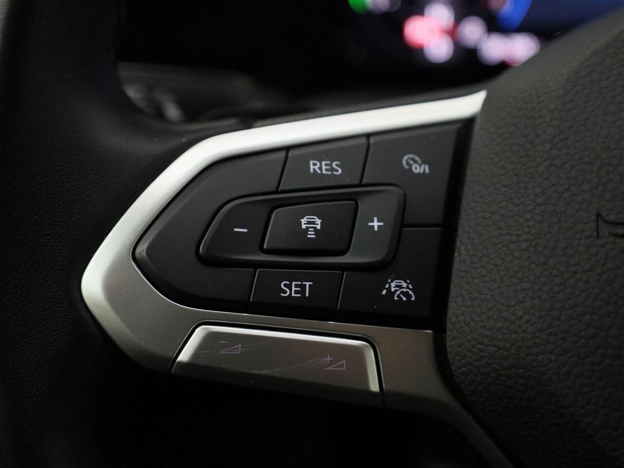 Volkswagen GOLF 1.4eHybrid 150kW/204PK Style DSG · Camera + Parkeersensoren · Navigatie · Massagefunctie · Apple/Android