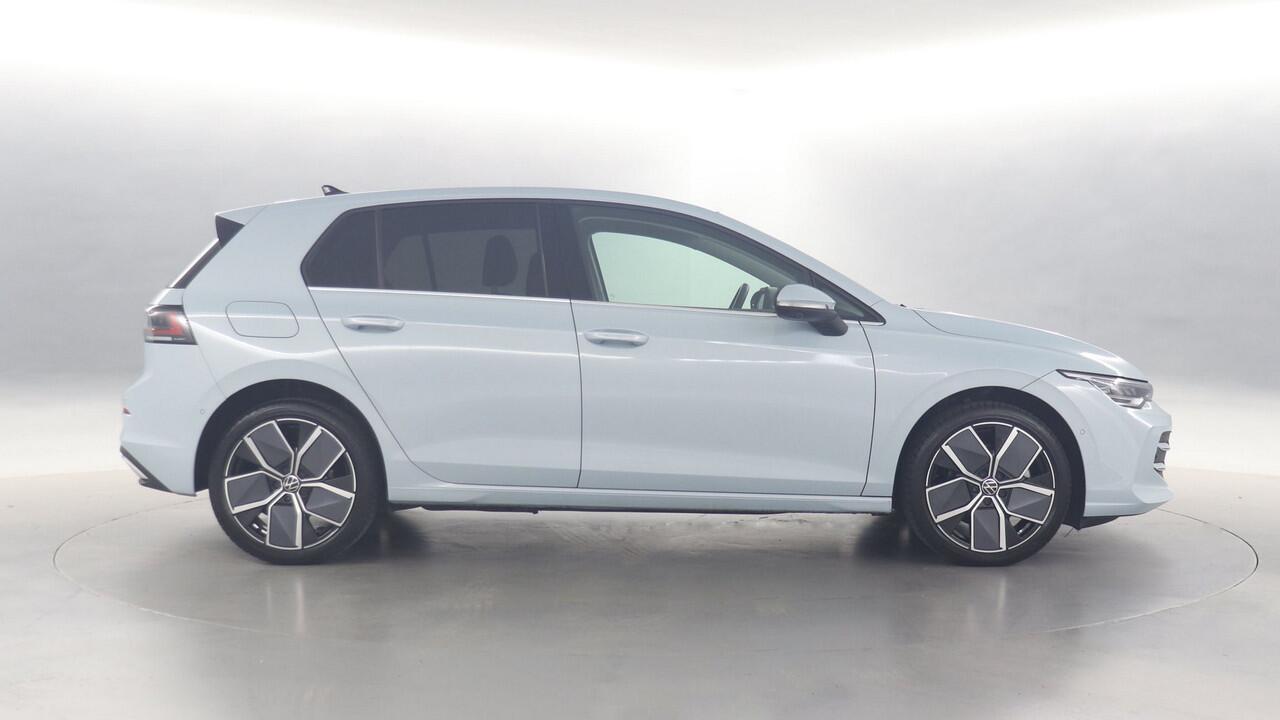 Volkswagen GOLF 1.5 eHybrid 204pk Style Edition DSG / Navigatie via App Connect / Stoel+Stuurverwarming / Camera