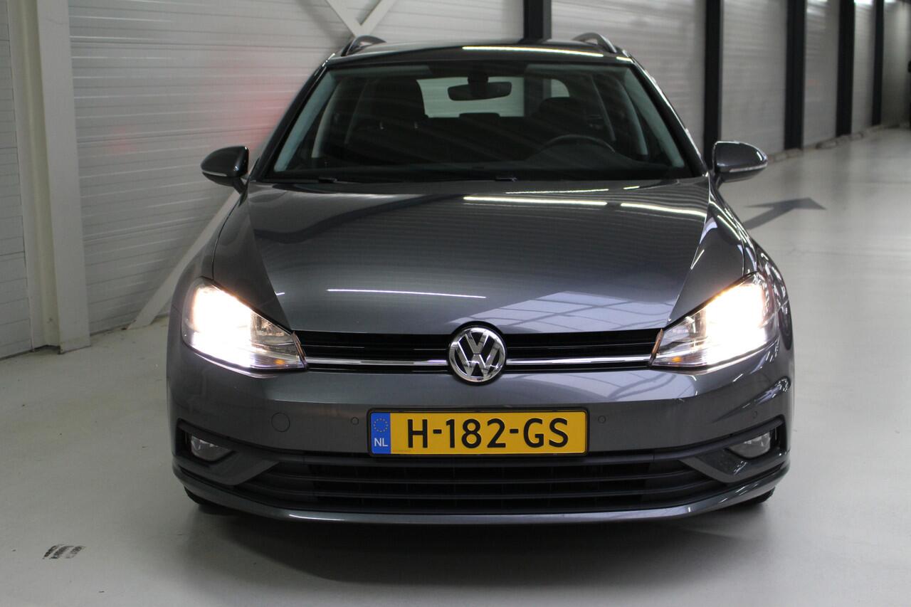 Volkswagen GOLF Variant 1.0 TSI Trendline Navigatie | Climate Control | Parkeersensoren voor en achter