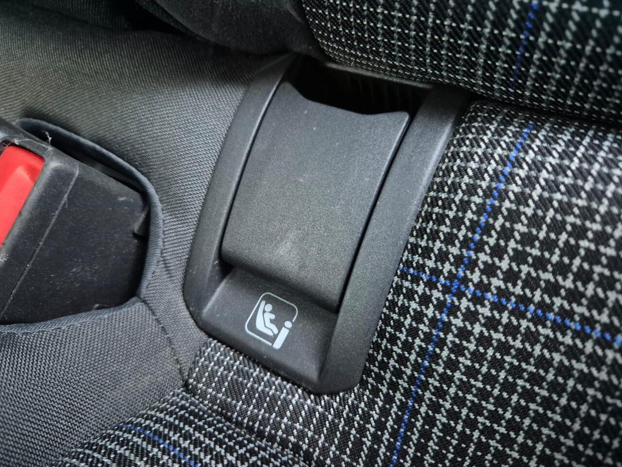 Volkswagen GOLF 1.4 eHybrid GTE 245pk | BTW | Pano | HUD | IQ | Stuur-Stoelverw.