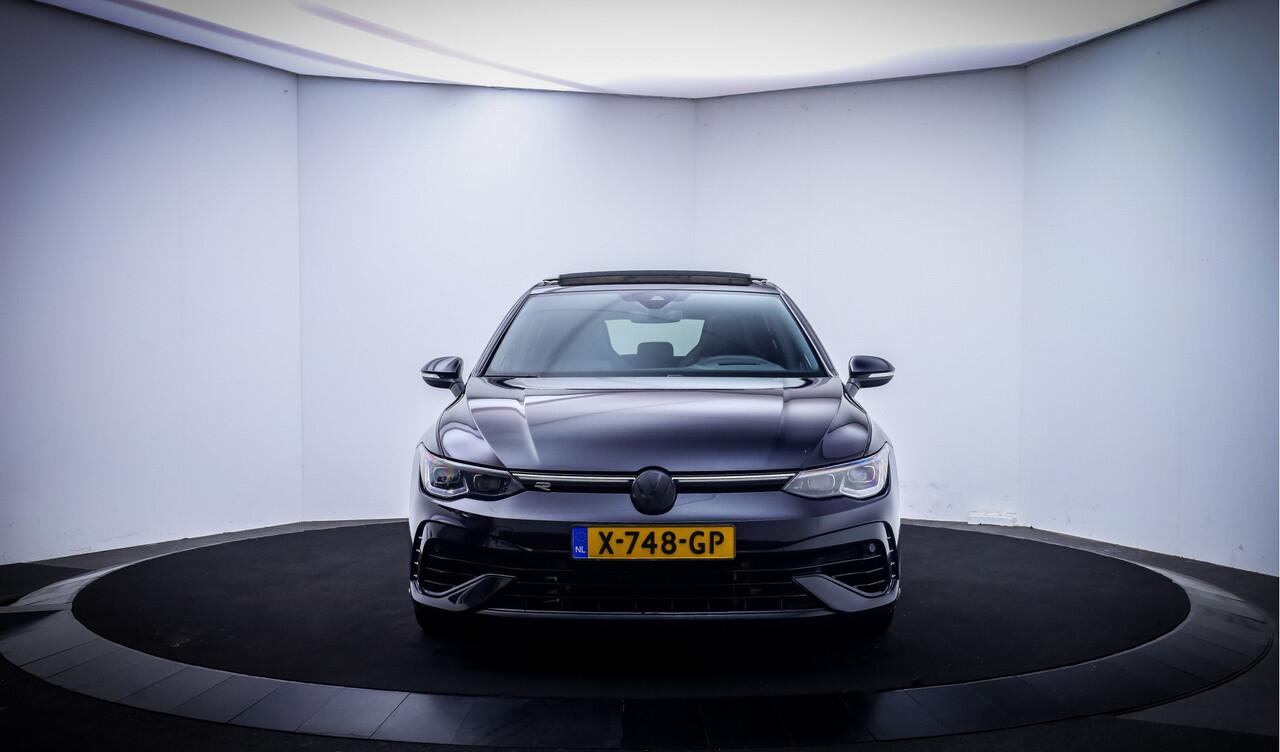 Volkswagen GOLF 2.0TSI R 4Motion VOLSTE UITV. | PANO | AKRA. | MEM. | DYNAUDIO | HEADUP | STOELVERW.+KOEL | DRIFT