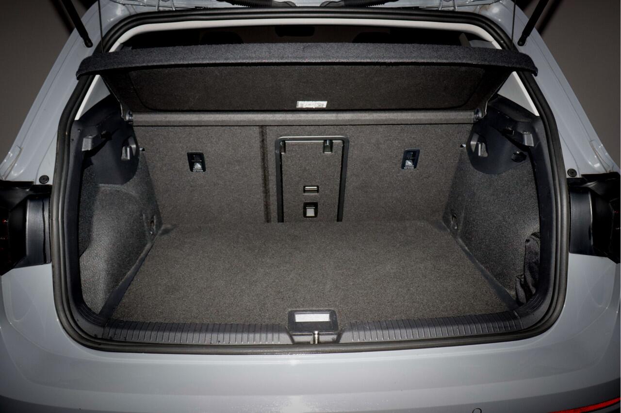 Volkswagen GOLF 1.5TSI LIFE Business PANO | IQ LIGHTS | VIRTUAL | ACC | STUUR+STOELVERW | CARPLAY | AMBIANCE LIGHT | LMV