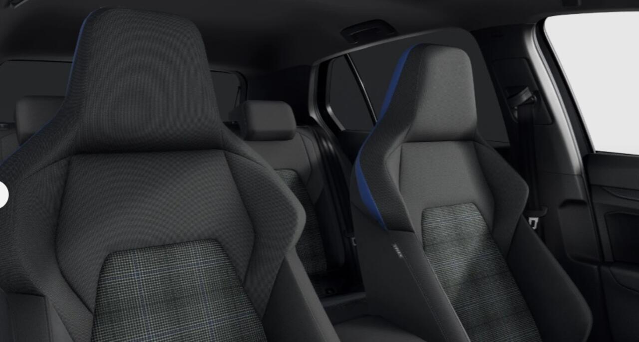 Volkswagen GOLF 1.5 eHybrid GTE 272 pk | Panorama dak | Stoel/Stuur verwarming | 360* Camera | Schuif/Kantel dak | Adaptive cruise controler | Keyless start | Apple CarPlay/Android Auto | Draadloze telefoonlader | IQ.Lights | Climate controle | Parkeersensoren V+A | Navi