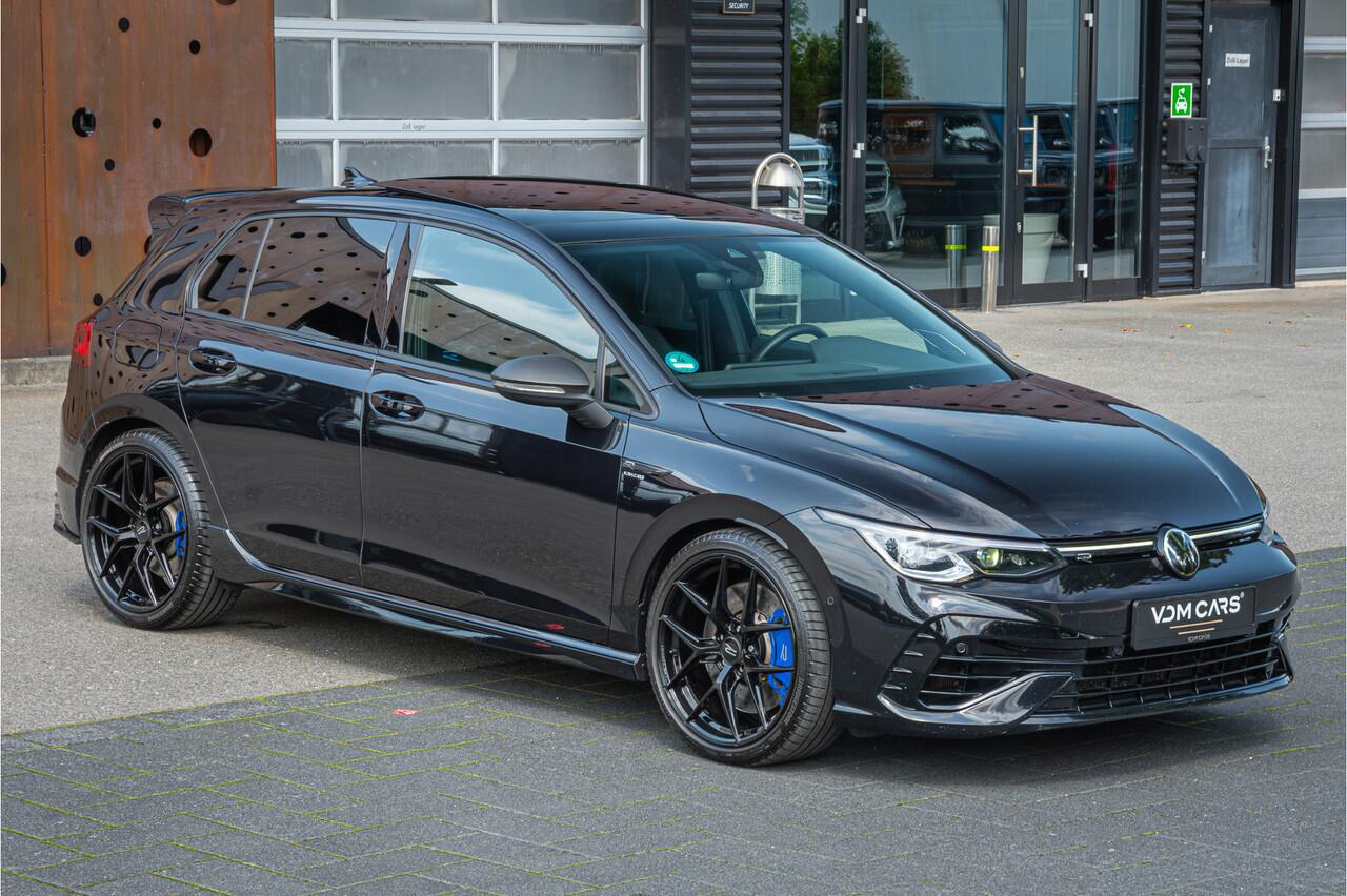 Volkswagen GOLF R 2.0 TSI R 4Motion | AKRAPOVIC | STAGE 2 | IQ.DRIVE | PANO | PERFORMANCE |