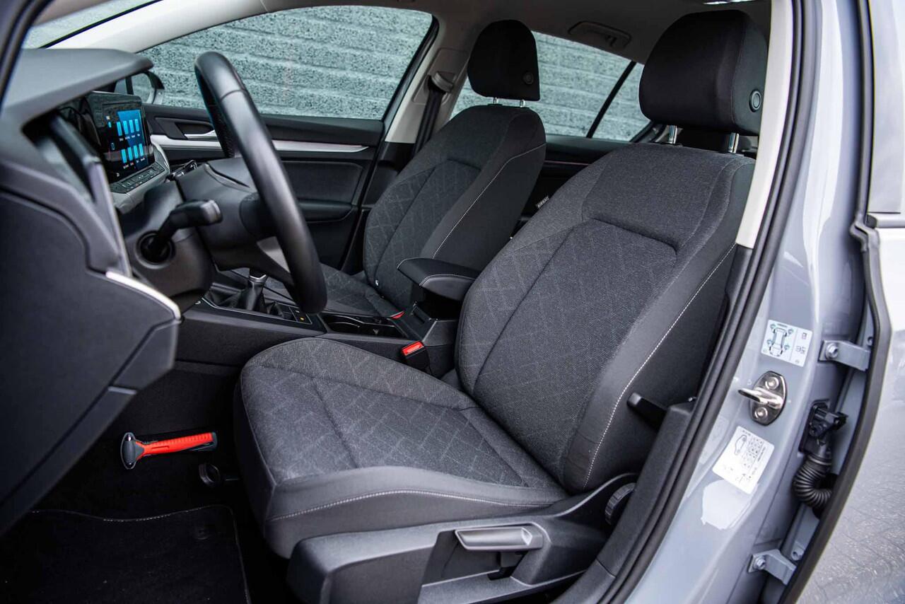 Volkswagen GOLF 1.0 TSi 110 pk Life | Achteruitrijcamera | Parkeersensoren | Digit. Instrumentarium