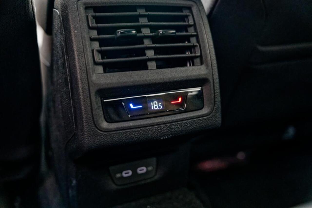 Volkswagen GOLF 2.0 TSI GTI Panoramadak, H/K geluidsinstallatie, Camera, enz