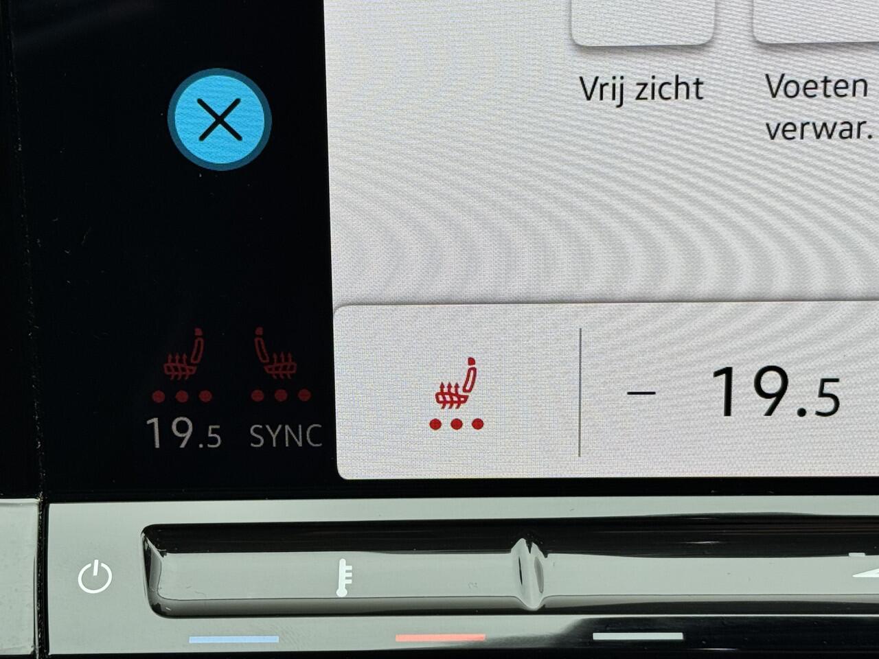 Volkswagen GOLF 1.5 eTSI R-Line Climate Control Navi Carplay