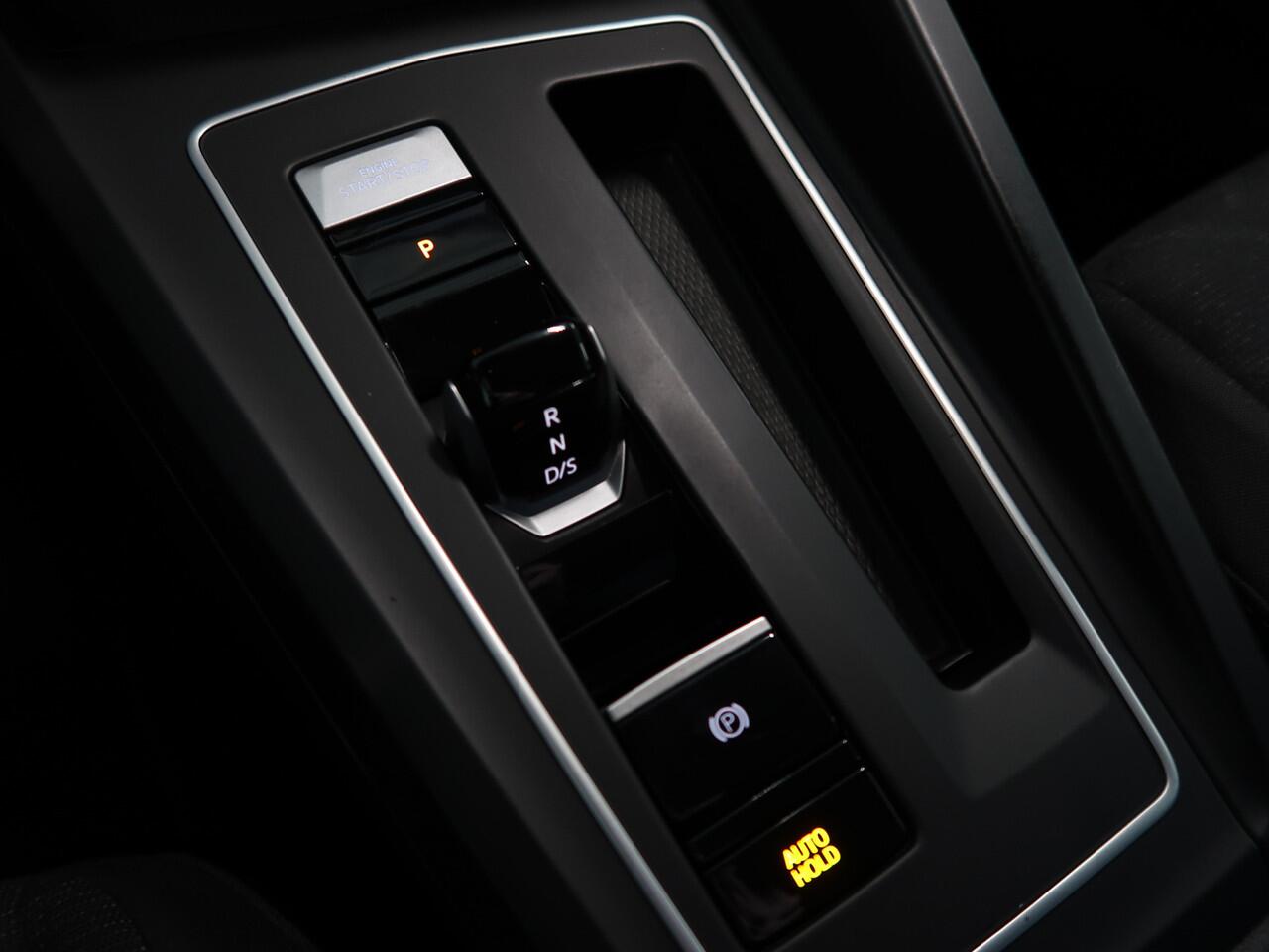 Volkswagen GOLF Variant 1.0 eTSI 110pk DSG WINTERPACK/VIRTUAL/SFEER/CARPLAY/NAVI/PDC