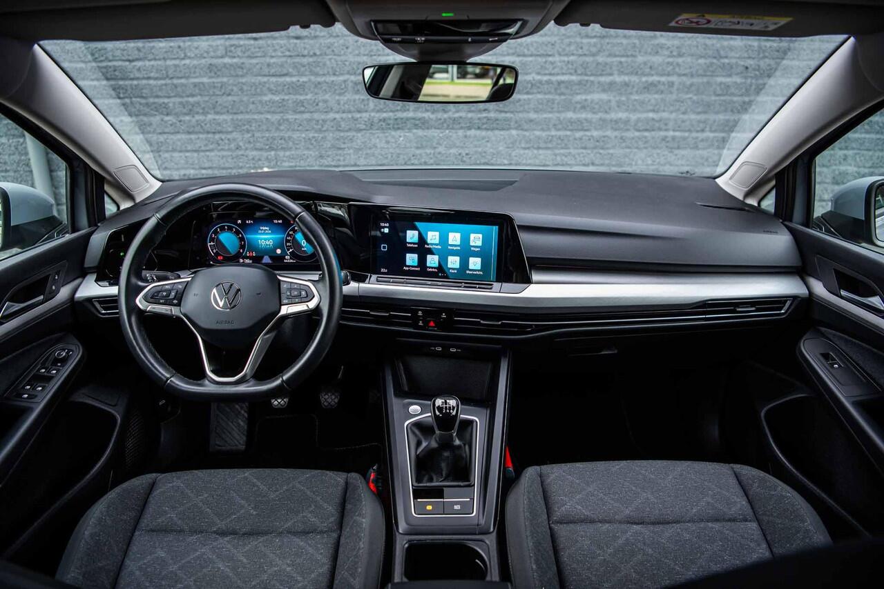 Volkswagen GOLF 1.0 TSi 110 pk Life | Achteruitrijcamera | Parkeersensoren | Digit. Instrumentarium