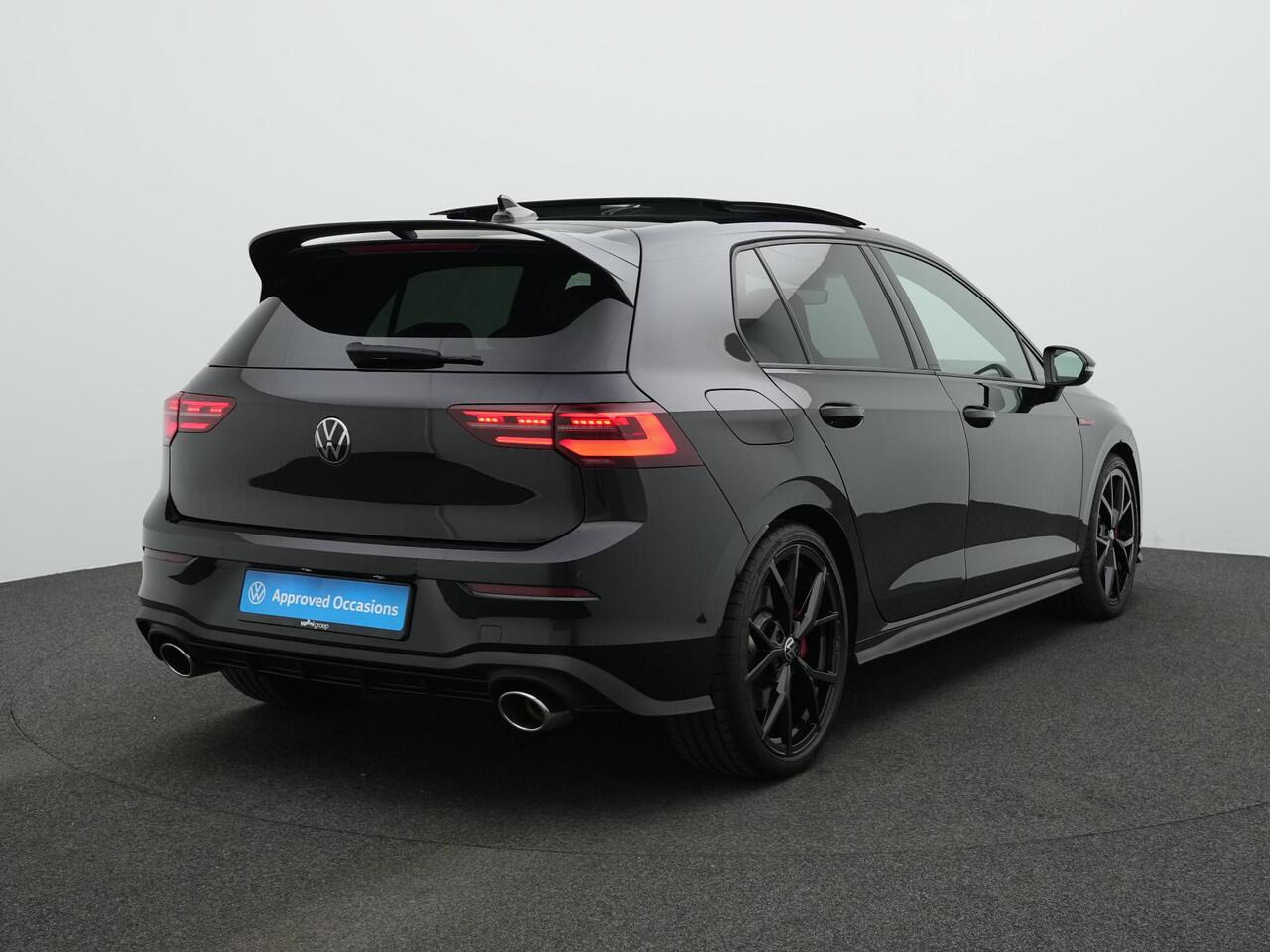 Volkswagen GOLF 2.0 TSI 300 pk DSG GTI Clubsport | Panoramadak | Adaptief sportonderstel | Harman/Kardon | Head-up display | IQ Light