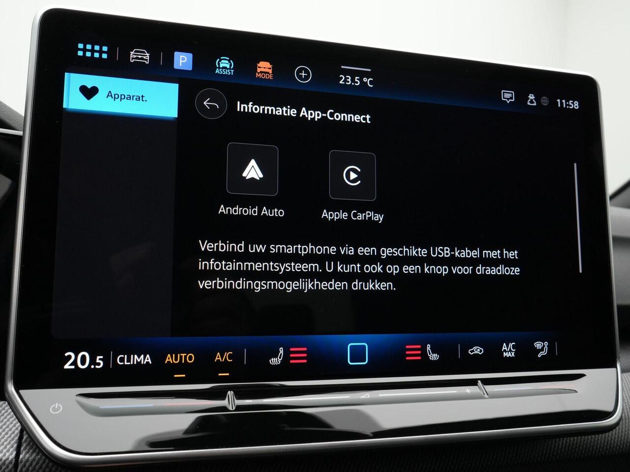 Volkswagen GOLF 1.5 eTSI 150 pk DSG R-Line Edition | Panoramadak | IQ Light | Head-up display | Sportstoelen | Stoel-/stuurverwarming | 18 inch