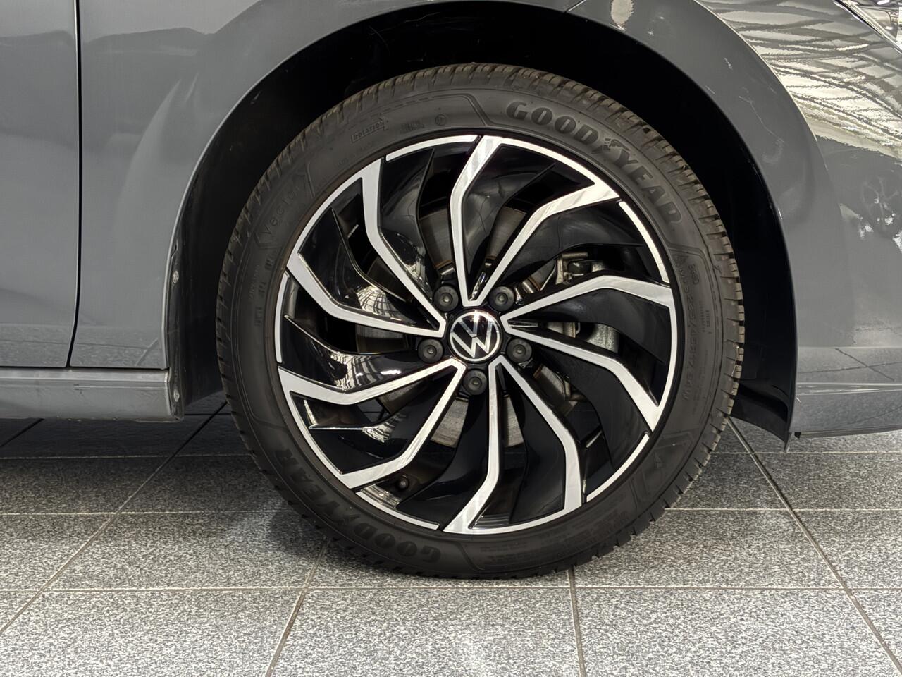 Volkswagen GOLF 1.4 eHybrid Pano|Carplay|Camera