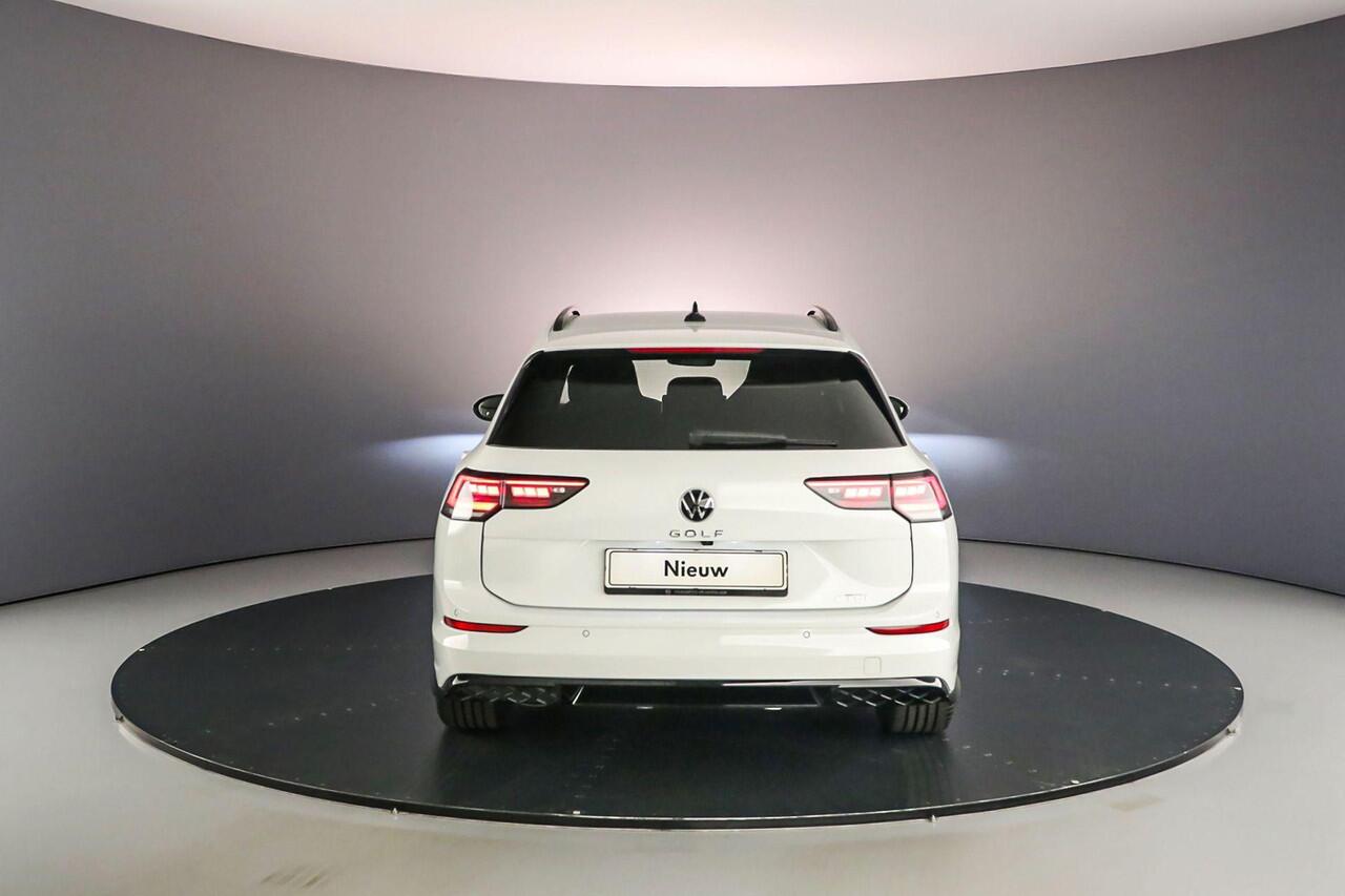 Volkswagen GOLF Variant R-Line Edition 1.5 eTSI 115pk DSG Automaat Adaptive cruise control, LED matrix koplampen, 360 camera, Navigatie, Elektrische achterklep, Stuurwiel verwarmd, Parkeersensoren