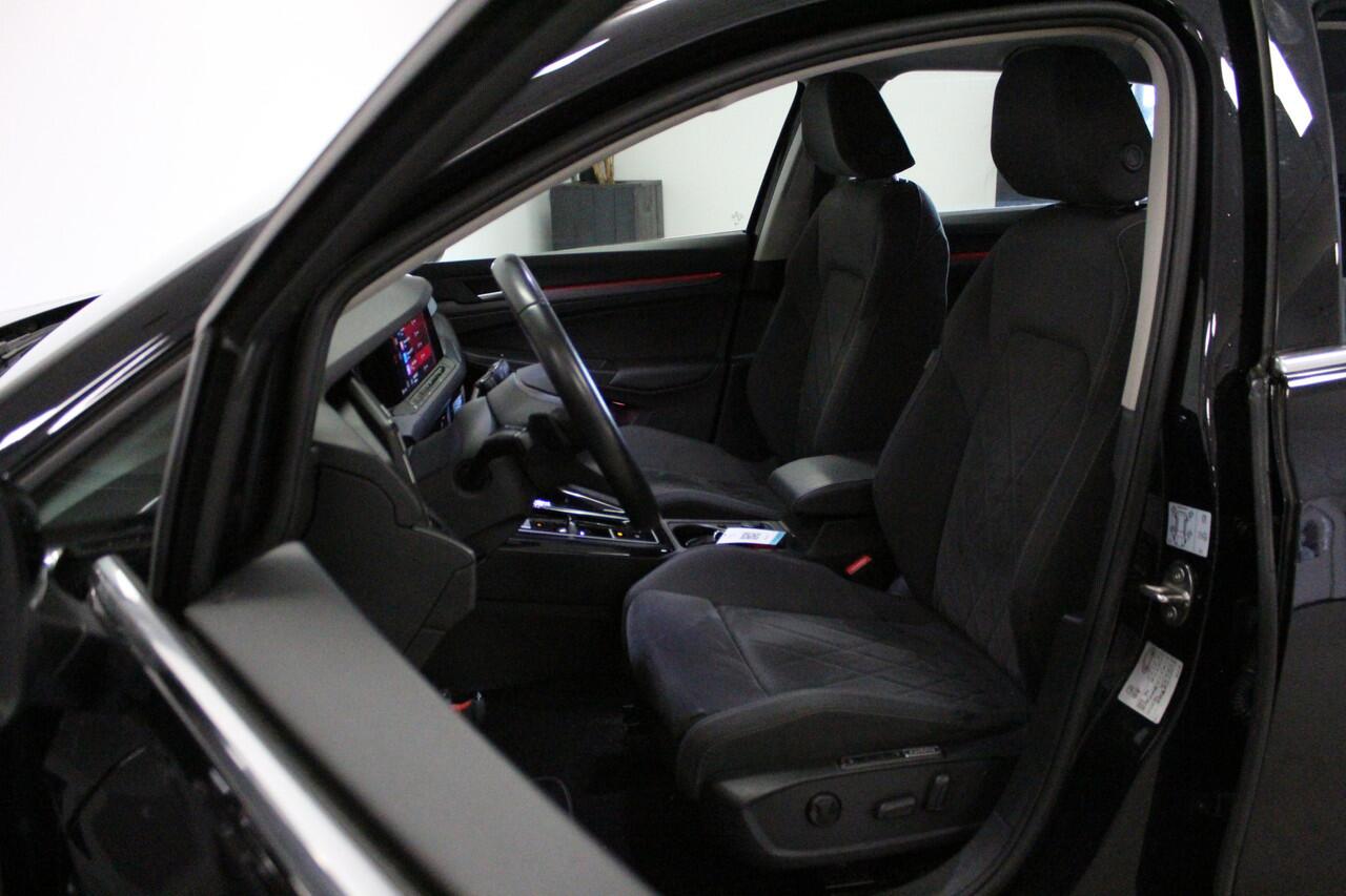 Volkswagen GOLF 1.4 eHybrid Style | WEGKL-TRHAAK | ACC | DAB-RADIO | CAMERA | CARPLAY | KEYLESS | LED |