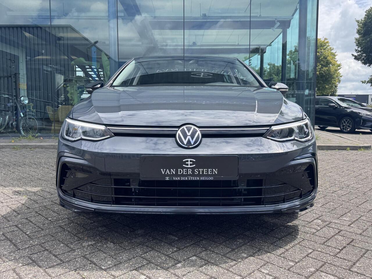 Volkswagen GOLF 1.0 eTSI Life Sportstoelen | Stoel-Stuurverwarming | Draadloze Telefoonlader