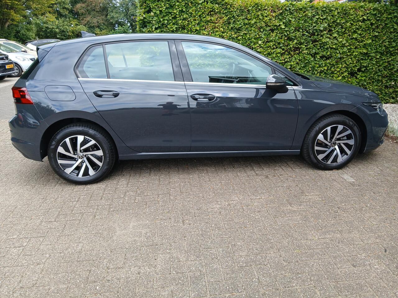 Volkswagen GOLF 1.4 eHybrid Style PHEV / camera / DSG / massage stoel /