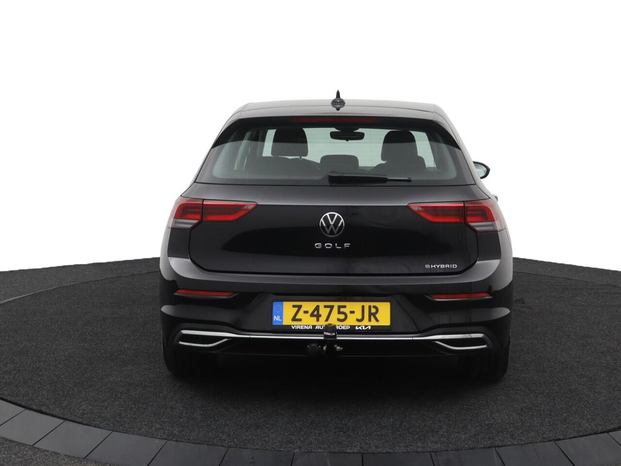 Volkswagen GOLF 1.4 eHybrid Style - Adaptive Cruise - Stoel/Stuurverwarming - DAB - Navigatie - Apple Carplay/Android Auto - Trekhaak Virena Zekerheidspakket ¤895,-