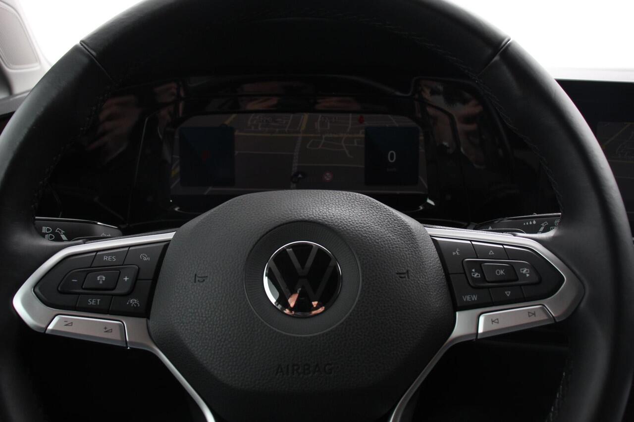 Volkswagen GOLF 1.5 eTSI 150pk DSG Style Navigatie Climate Control Camera Electrische stoel verstelling Led Dab Adaptive Cruise Control