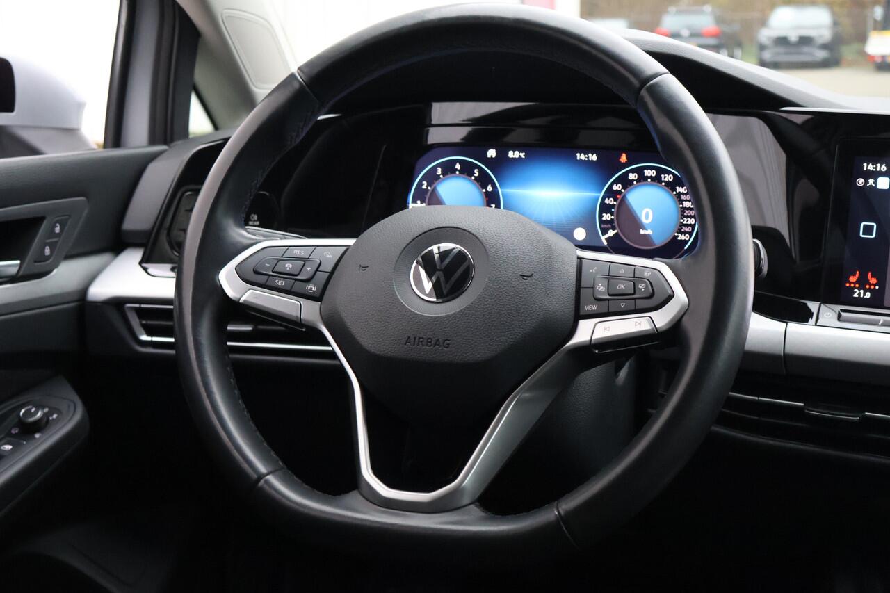 Volkswagen GOLF 1.0 TSI Life Business .