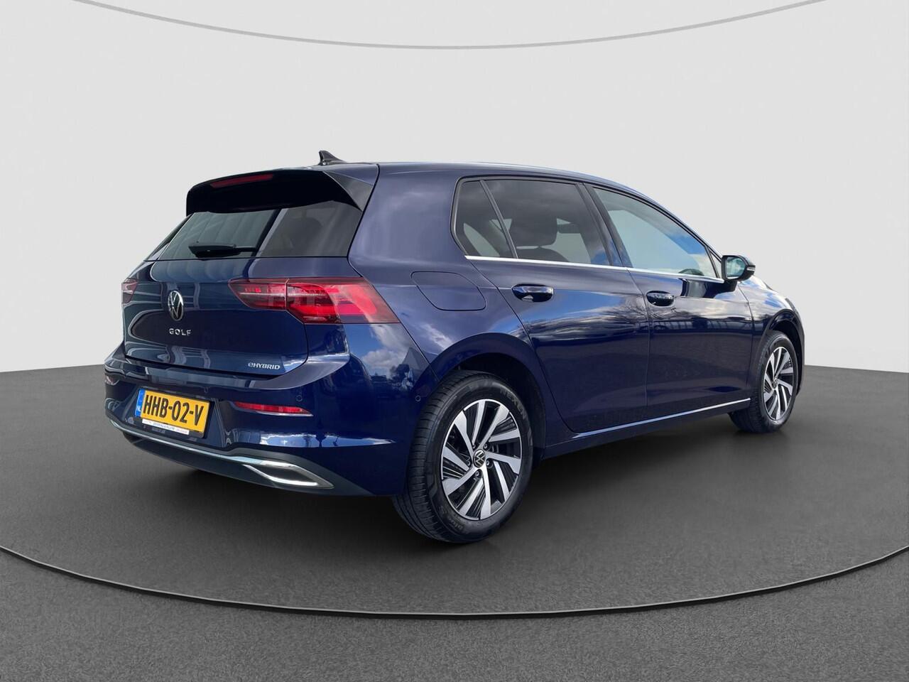 Volkswagen GOLF 1.4 eHybrid Style | Stoel geheugen | Camera | Stoel verw | Cruise