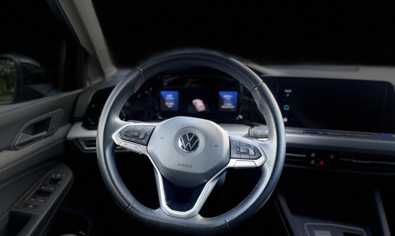 Volkswagen GOLF 2.0 TDI Life.Bns Dsg(7)|IQ.drive|Trekh|Cam|Pdc|Full