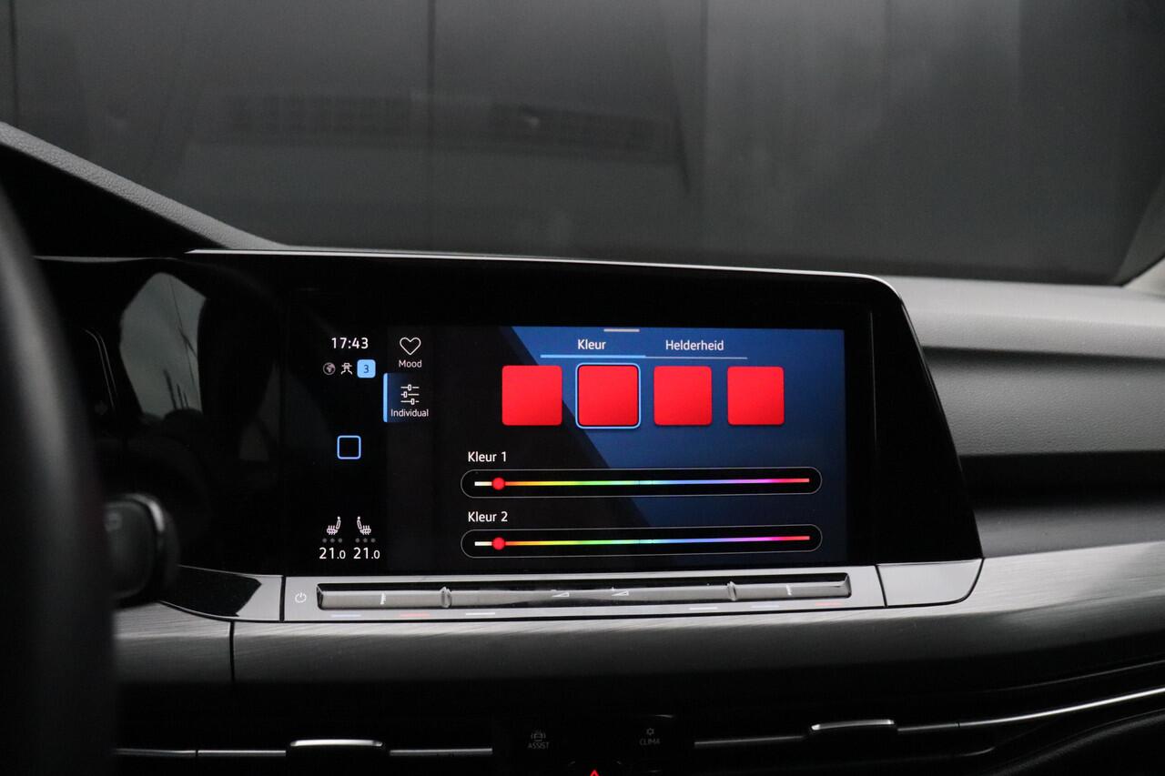 Volkswagen GOLF 1.5 TSI Style | MEMORY | PANODAK | HEAD-UP | CAMERA | NAVI | CRUISE |