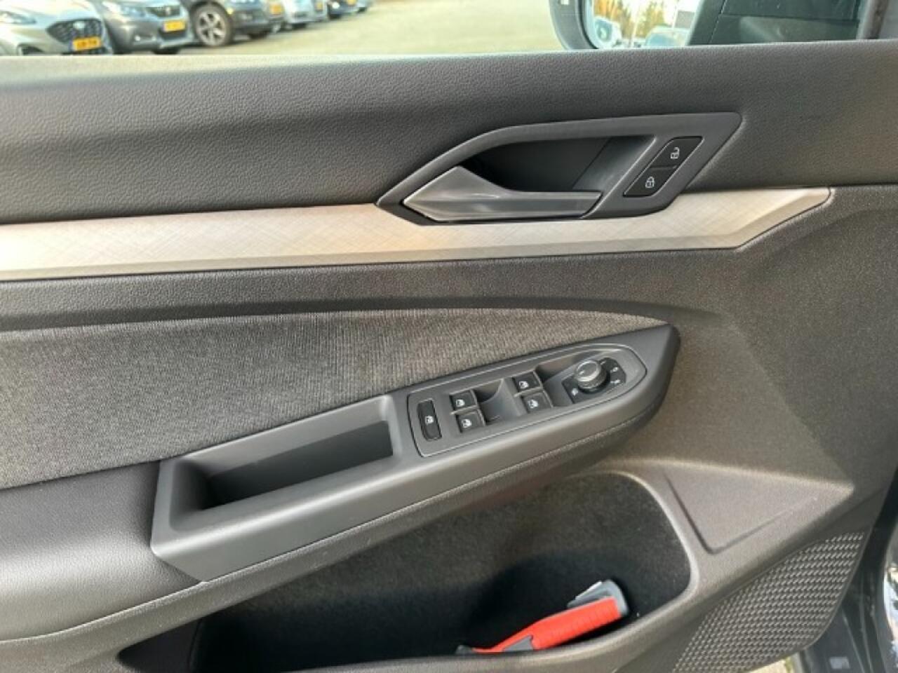 Volkswagen GOLF 1.0 ETSI LIFE