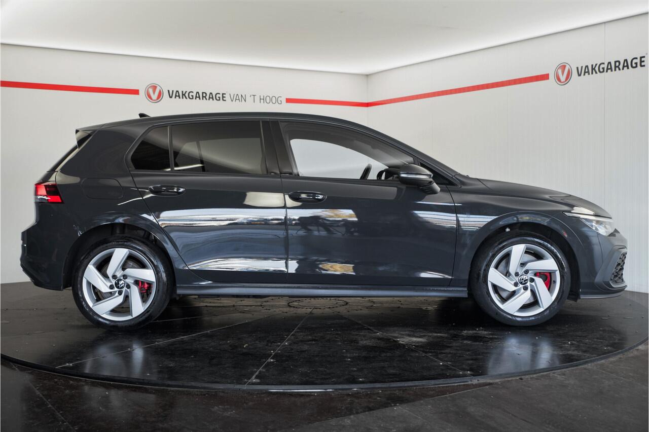 Volkswagen GOLF 1.4 GTE IQ-Licht ACC Applecarplay Mistlampen voorzijde Sfeerverlichting