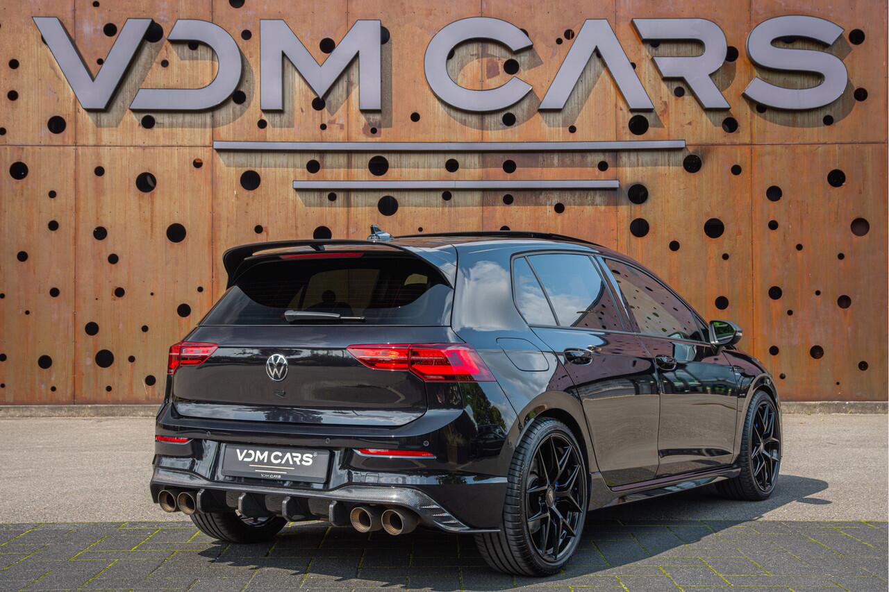 Volkswagen GOLF R 2.0 TSI R 4Motion | AKRAPOVIC | STAGE 2 | IQ.DRIVE | PANO | PERFORMANCE |