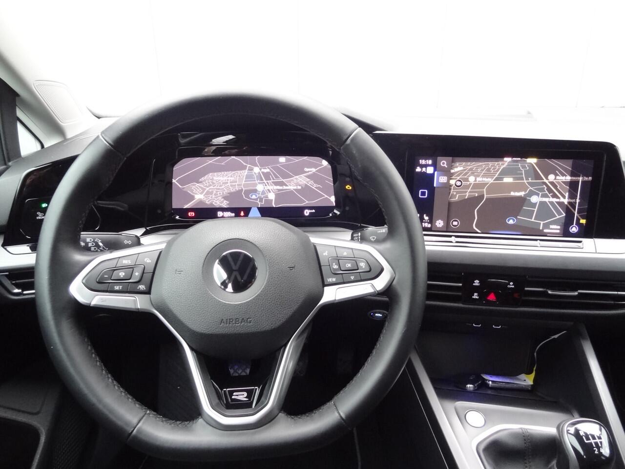 Volkswagen GOLF 1.5 TSI | R-LINE / STYLE | IQ LIGHT | SFEERV | ADAP CRUISE | VIRTUAL DASH | CAMERA