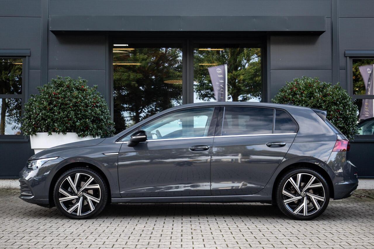 Volkswagen GOLF 1.5 eTSI Style