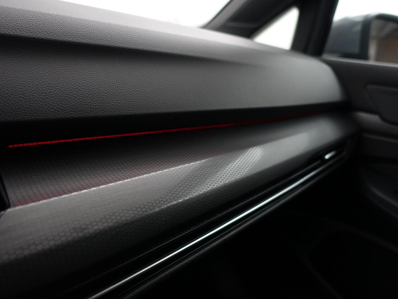 Volkswagen GOLF 1.4 eHybrid 245pk GTE- Panoramadak, Sfeerverlichting, Carplay, Android Auto, Stuur/Stoelverwarming