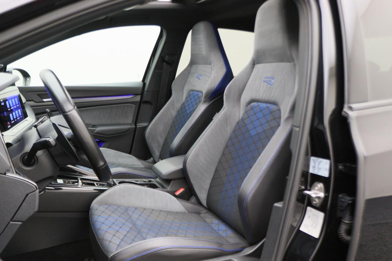 Volkswagen GOLF 2.0 TSI R 4Motion Panoramadak, Akrapovic, Head-Up, IQ, ACC, H&K Sound, 19"