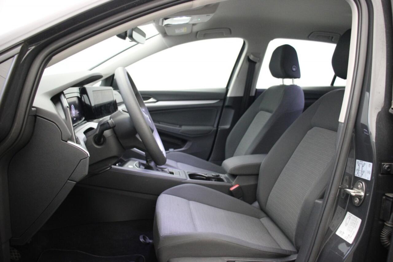 Volkswagen GOLF 1.0 TSI - Digitaal Cockpit, Carplay, Cruise, LED