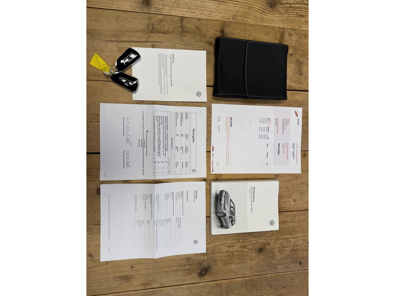 Volkswagen GOLF 8 GTI Clubsport 45 Jahre 2.0 TSI 300pk DSG / Aut. Full Options 48dkm!!