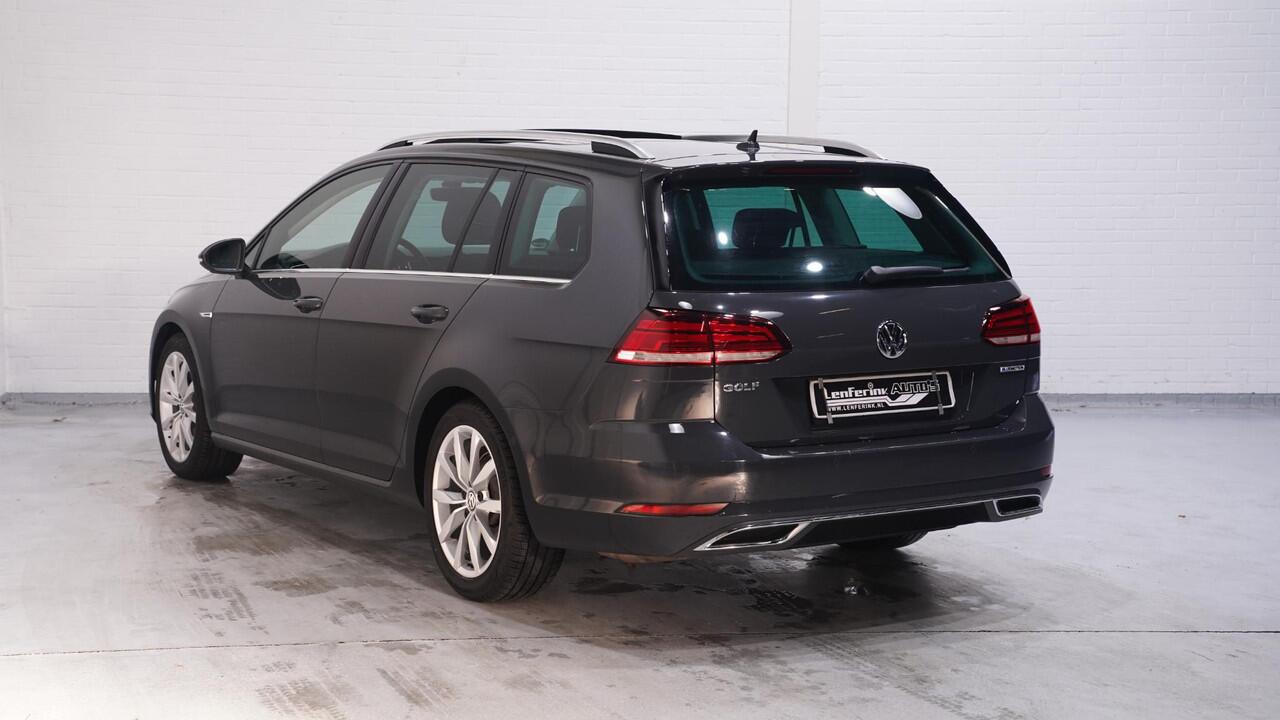 Volkswagen GOLF Variant 1.5 TSI Highline NAP Panodak Camera Sportstoelen Afneembare trekhaak 1400 kg PDC v+a Led koplampen