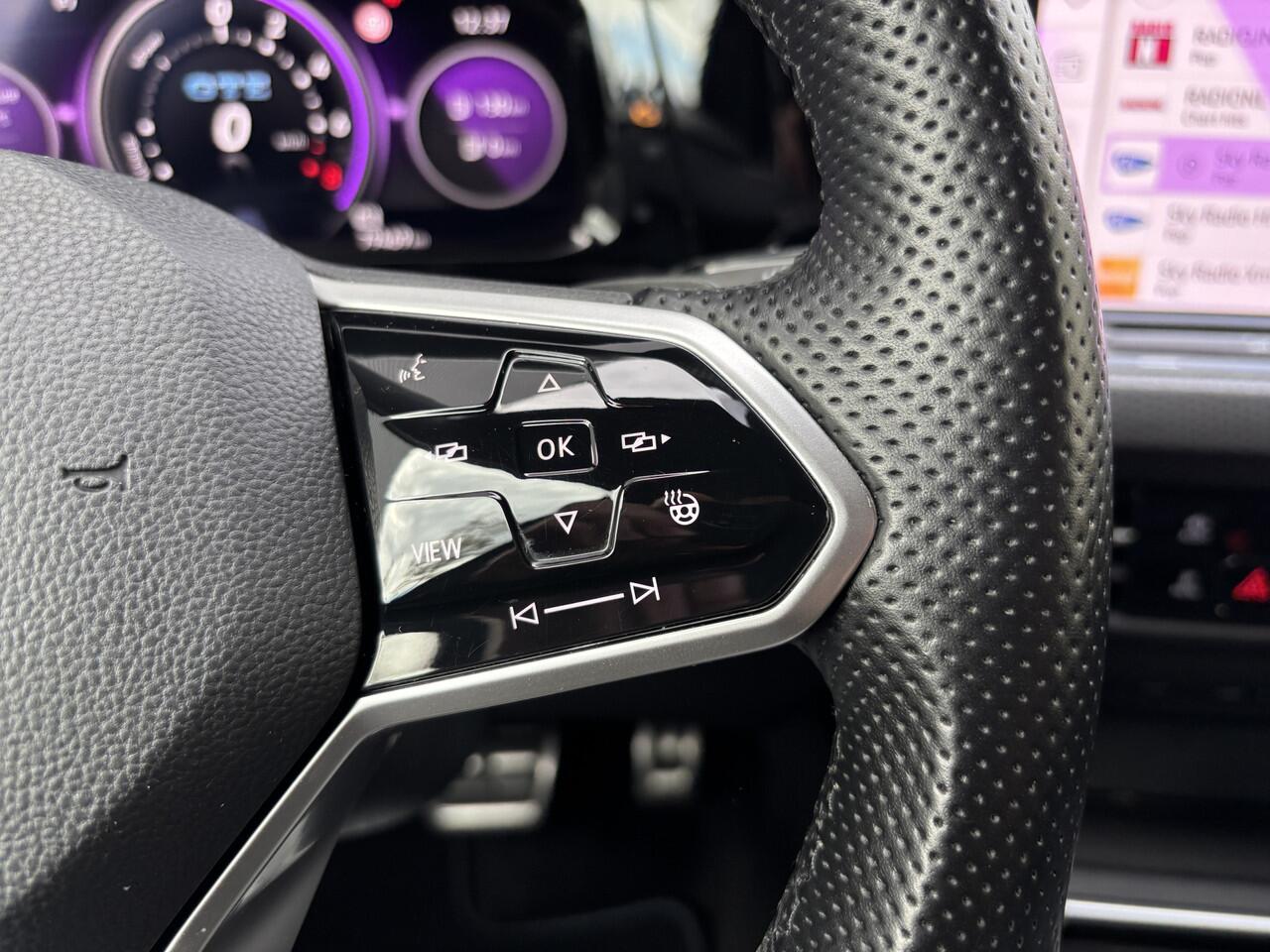 Volkswagen GOLF 1.4 eHybrid GTE December Actie van ¤26450 voor ¤25950 | 19'' Velgen | Stuur/Stoel verw | IQ.LIGHT |