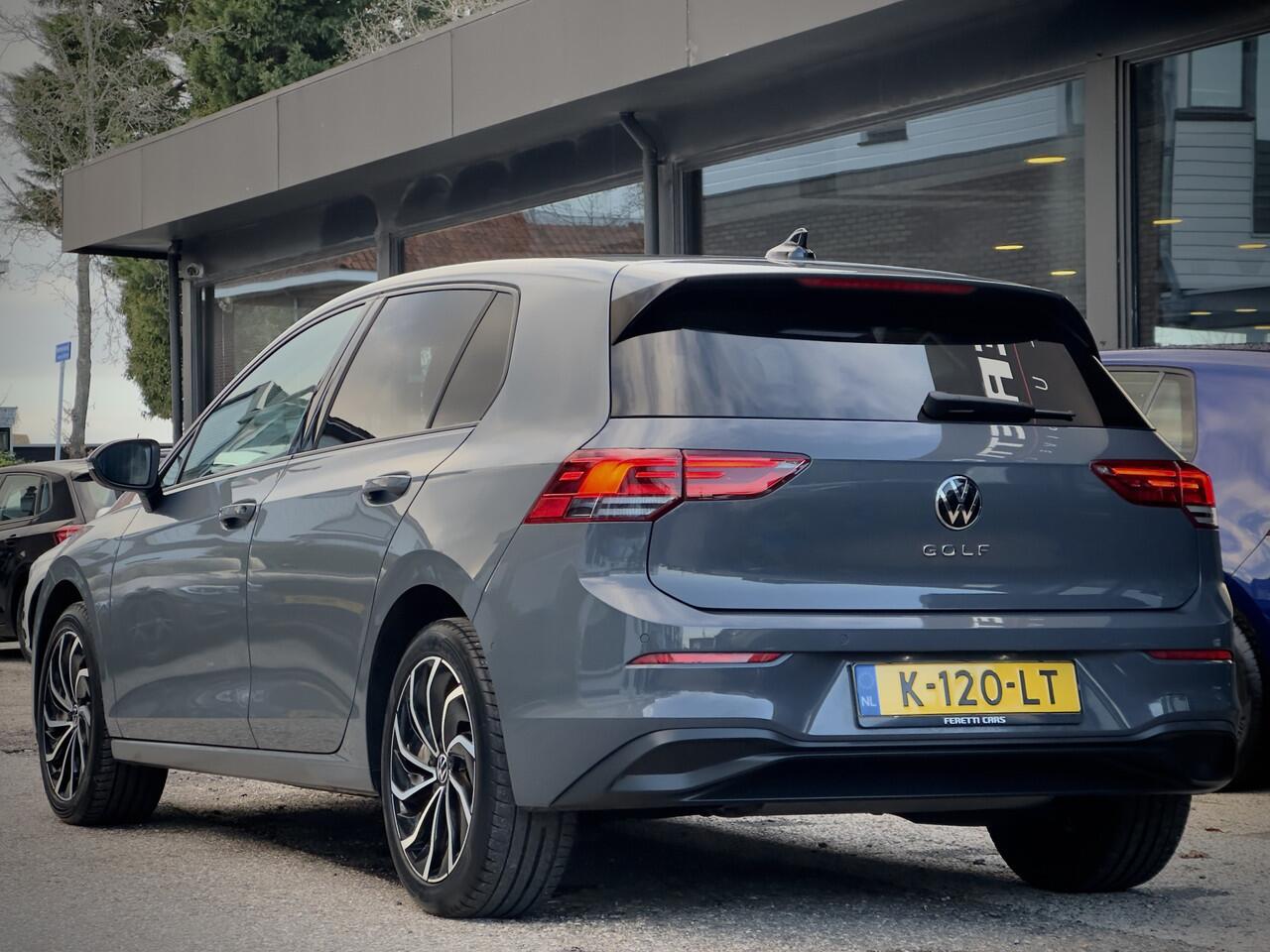 Volkswagen GOLF 1.5 TSI LIFE EDITION NAVI DIGI-DASH APPLE-CARPLAY LED LMV PDC