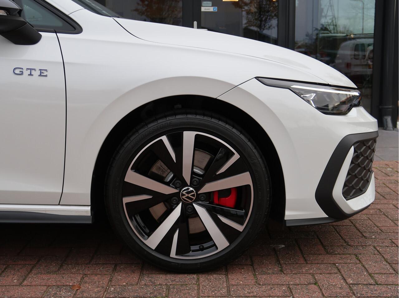 Volkswagen GOLF 1.5 eHybrid GTE Sport 272pk | DCC | Matrix | HUD | Black-Style