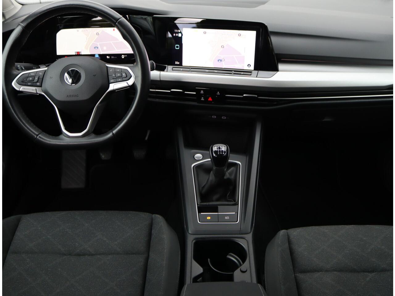 Volkswagen GOLF Variant 1.0 TSI Life | Navigatie | Adaptieve Cruise | Org. NL