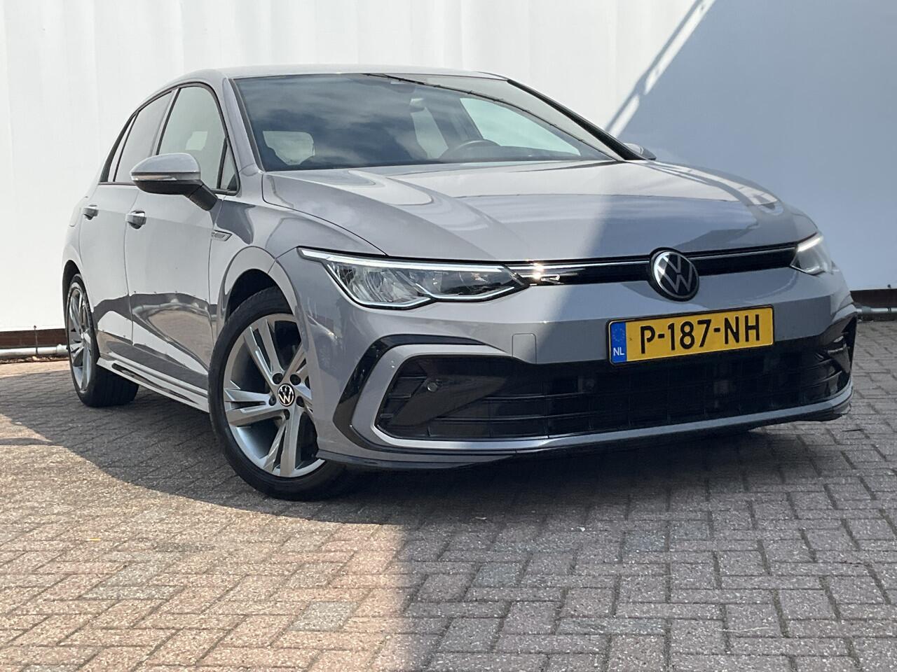 Volkswagen GOLF 1.5 eTSI R-Line Business+ Automaat Sfeerverl Stoel/Stuurverw Adap.Cruise Uitstraling!