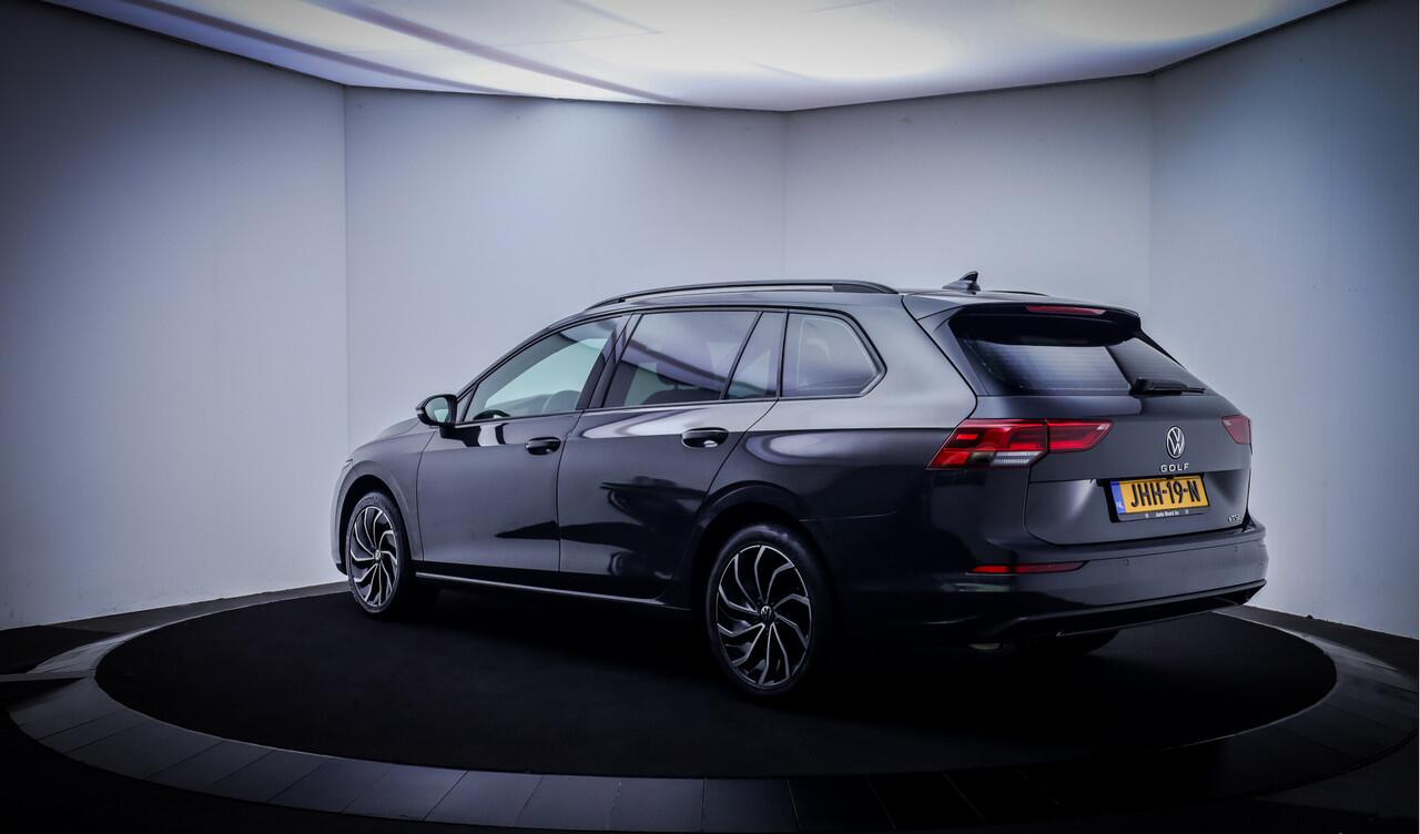 Volkswagen GOLF Variant 1.5TSI Dsg LIFE BUSINESS FULL LED | DIGIDASH | ACC | STUUR+STOELVERW | HEAD UP | CAMERA | ELEK TREKHAAK | DAB | CARPLAY | LMV