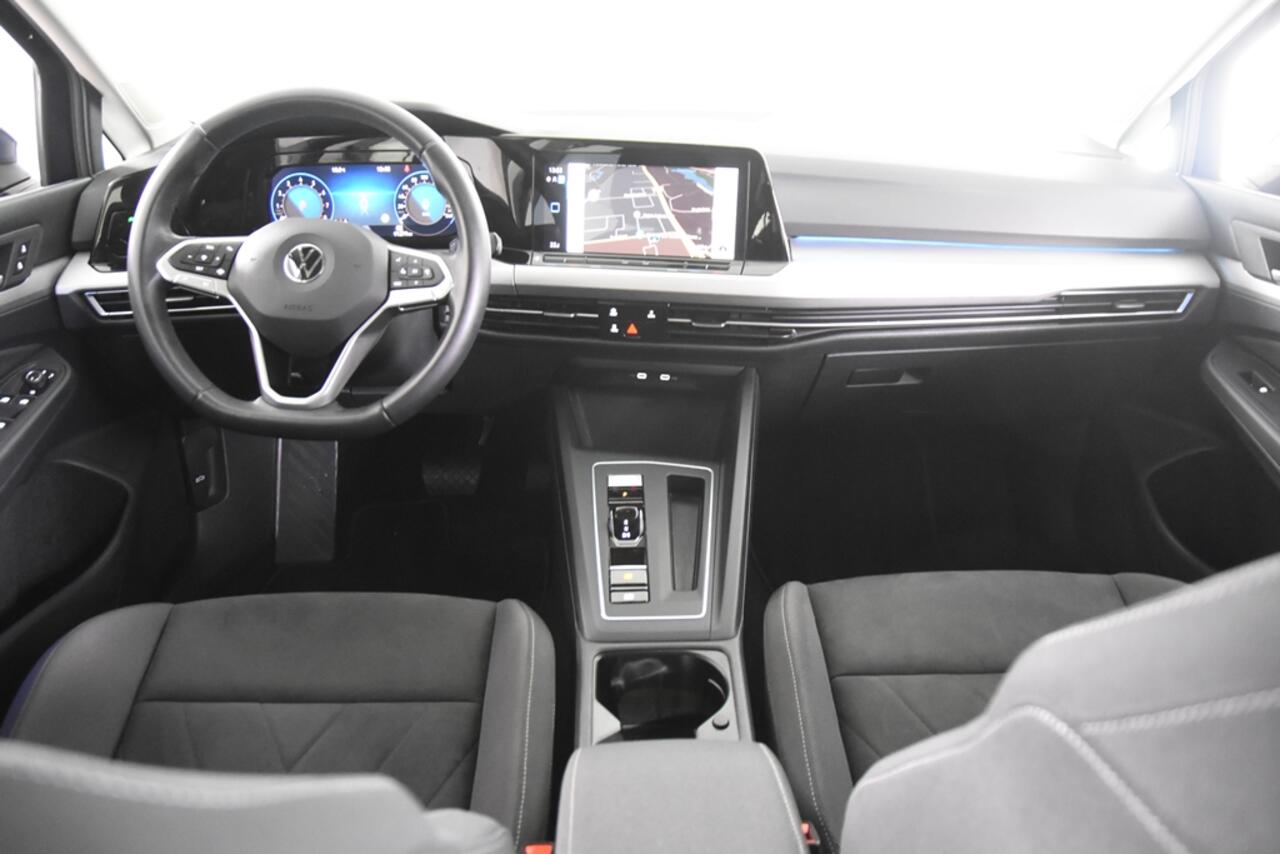 Volkswagen GOLF 1.0 eTSI Life *1ste Eigenaar*Navigatie*Ambiente*