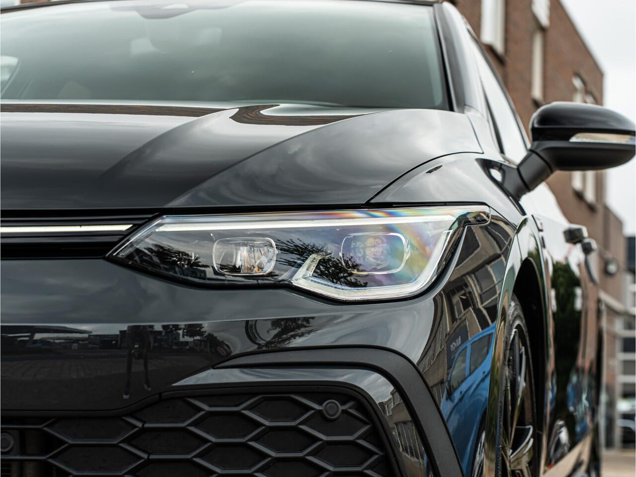 Volkswagen GOLF 2.0 TSI GTI UNIEK HANDBAK!! IQ LIGHT CAMERA 18 INCH APPLE CARPLAY