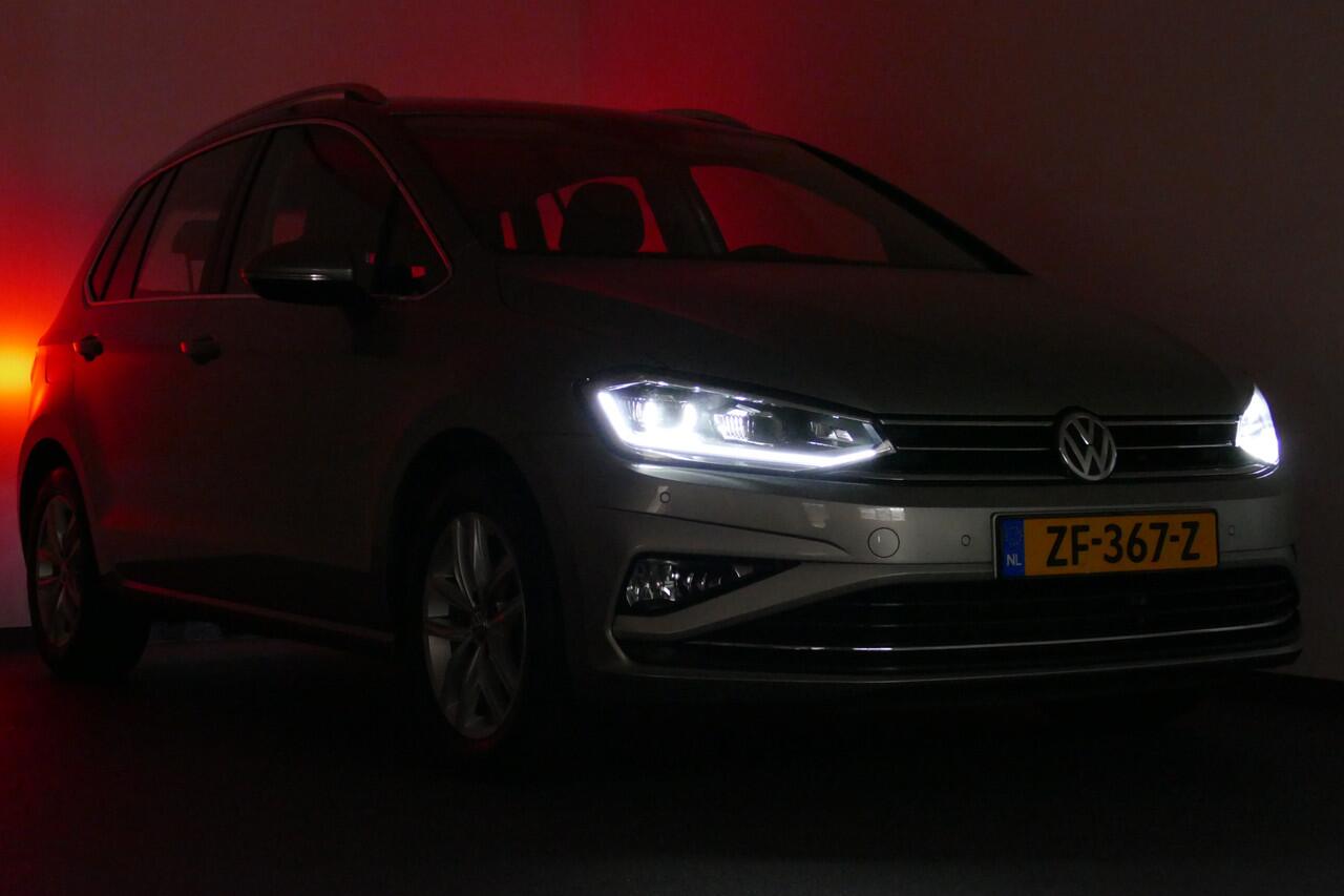 Volkswagen GOLF SPORTSVAN 1.0 TSI Highline Edition. Adaptief Cruise, Navi, StoelVerw, Led Koplampen, Haak 1300kg