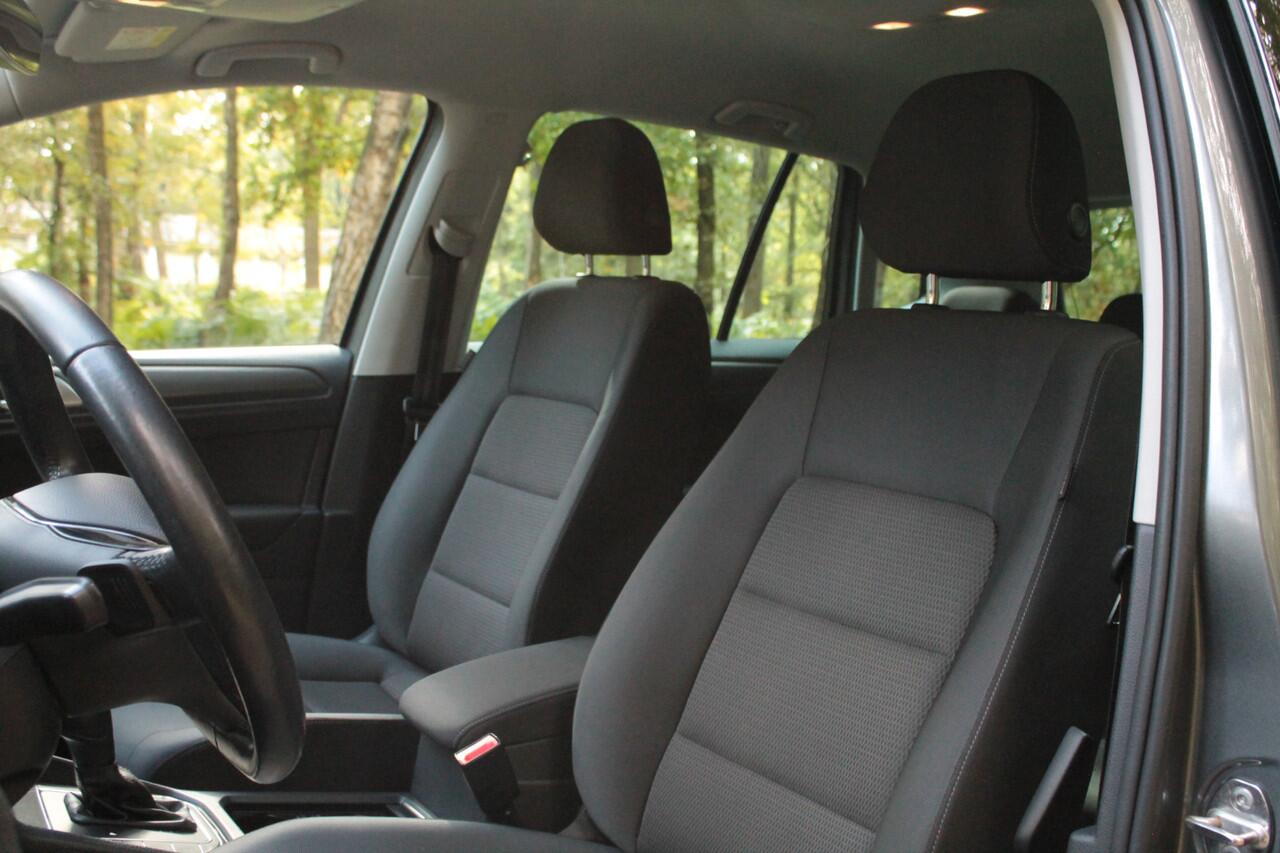 Volkswagen GOLF SPORTSVAN 1.5 TSI ACT Highline Edition | ACC | Carplay | Camera